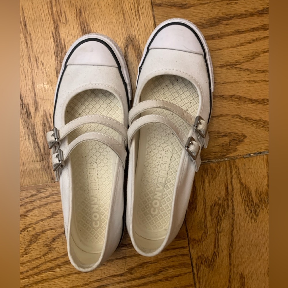 Converse Mary Jane Sneakers Sz. 6